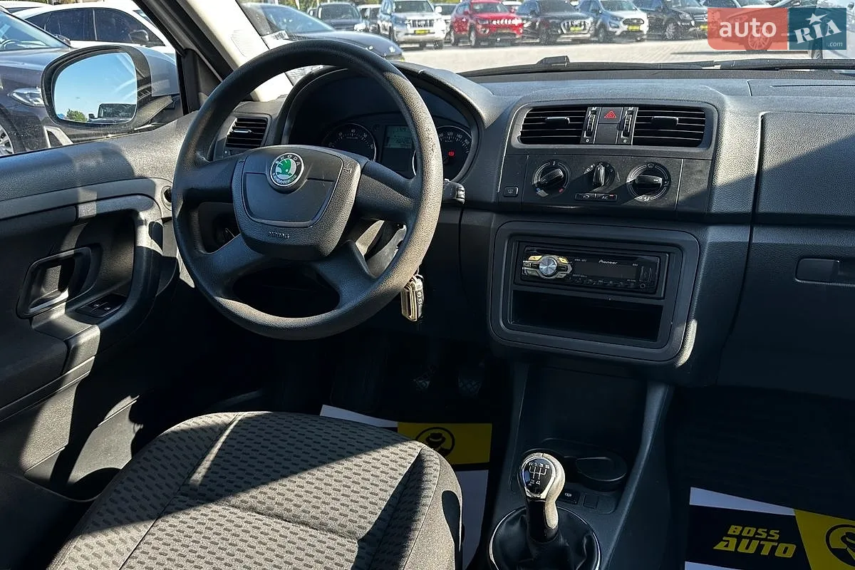 2012 Skoda Fabia - мініатюра 20