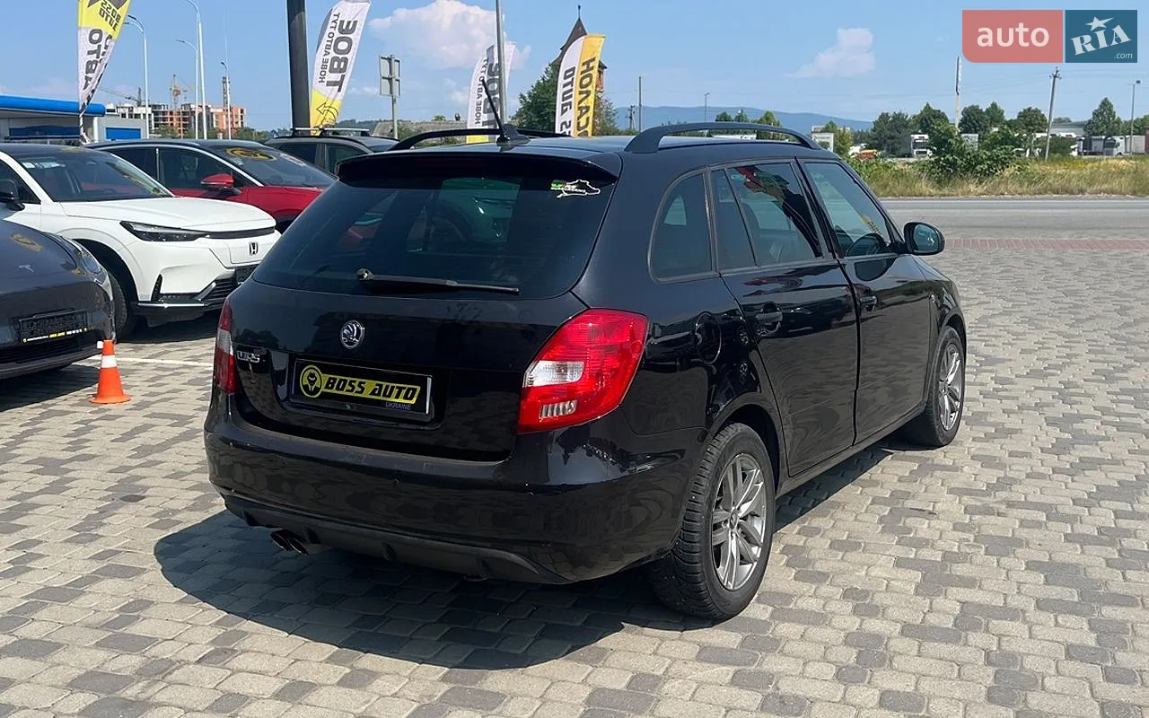 2010 Skoda Fabia - мініатюра 7