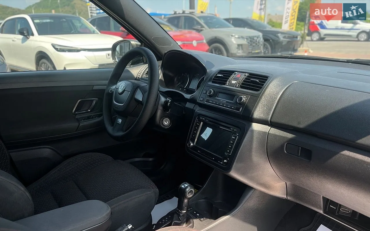 2010 Skoda Fabia - мініатюра 22
