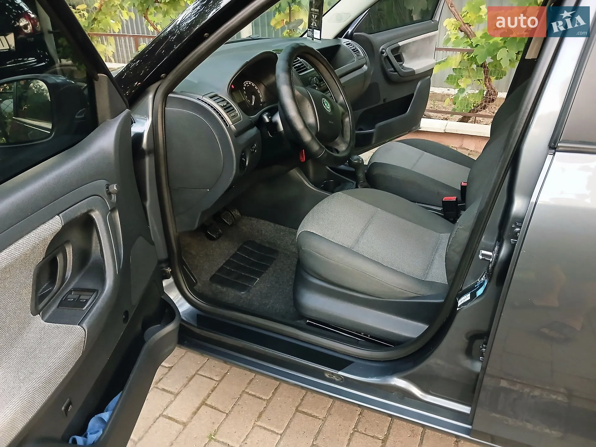 Skoda Fabia 2008 VIN TMBFC25J193100280 фото оголошення 12 з 36