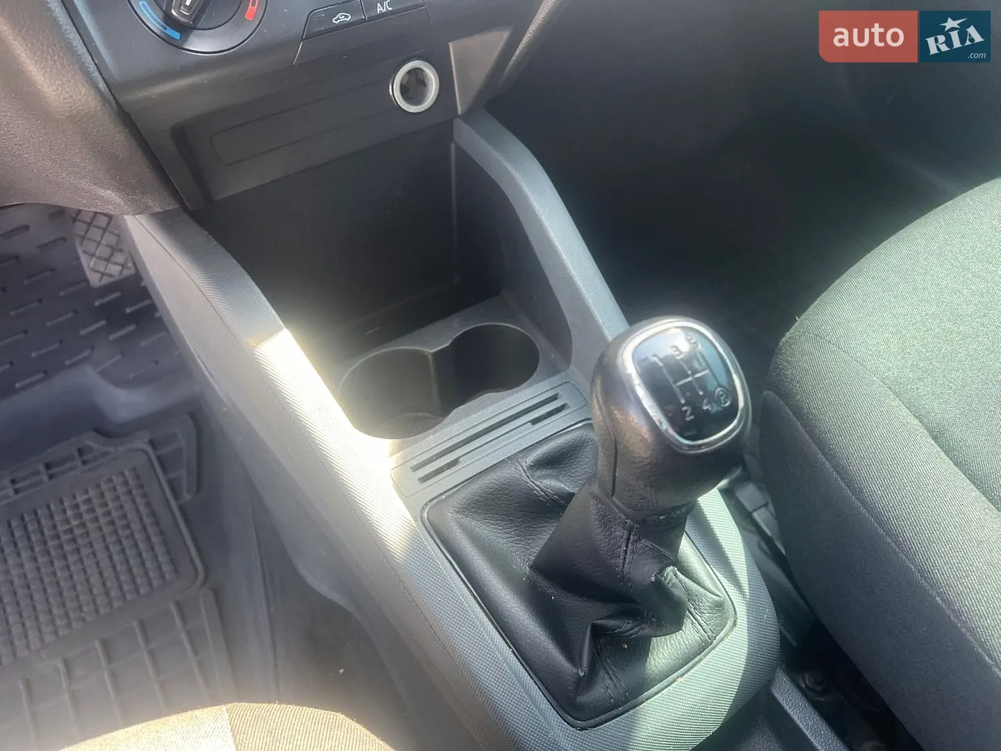 2016 Skoda Fabia - мініатюра 16