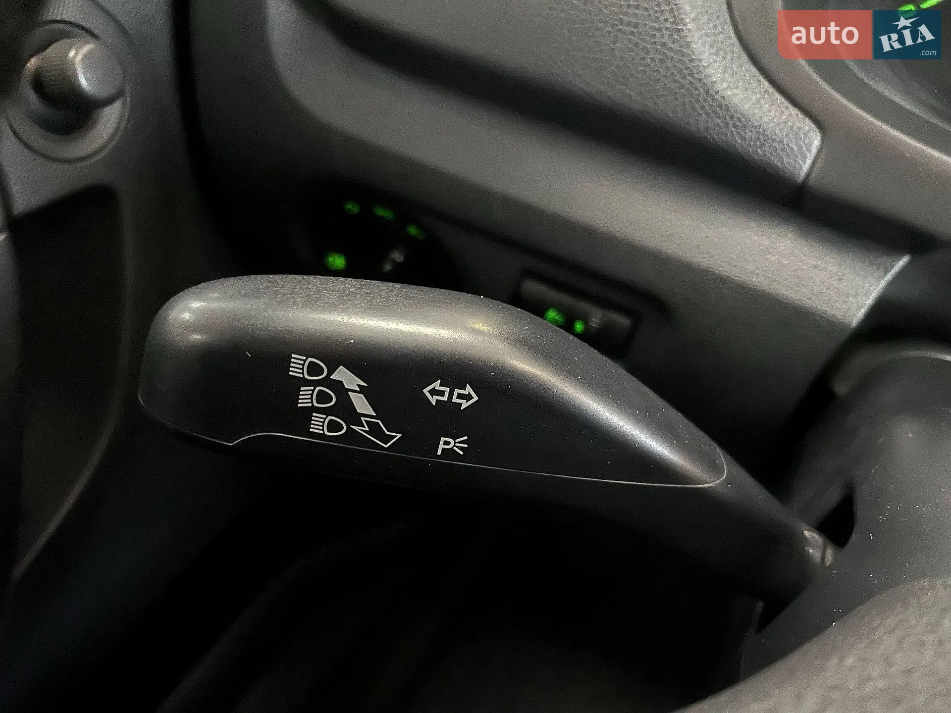 2011 Skoda Fabia - мініатюра 16