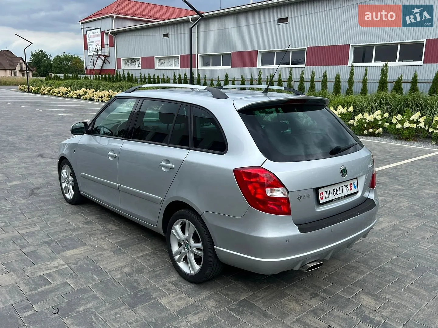 2010 Skoda Fabia - мініатюра 13