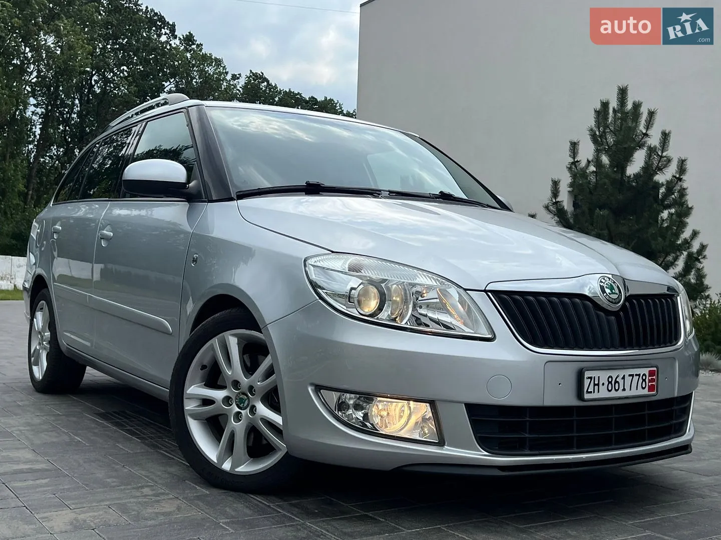 2010 Skoda Fabia - мініатюра 18