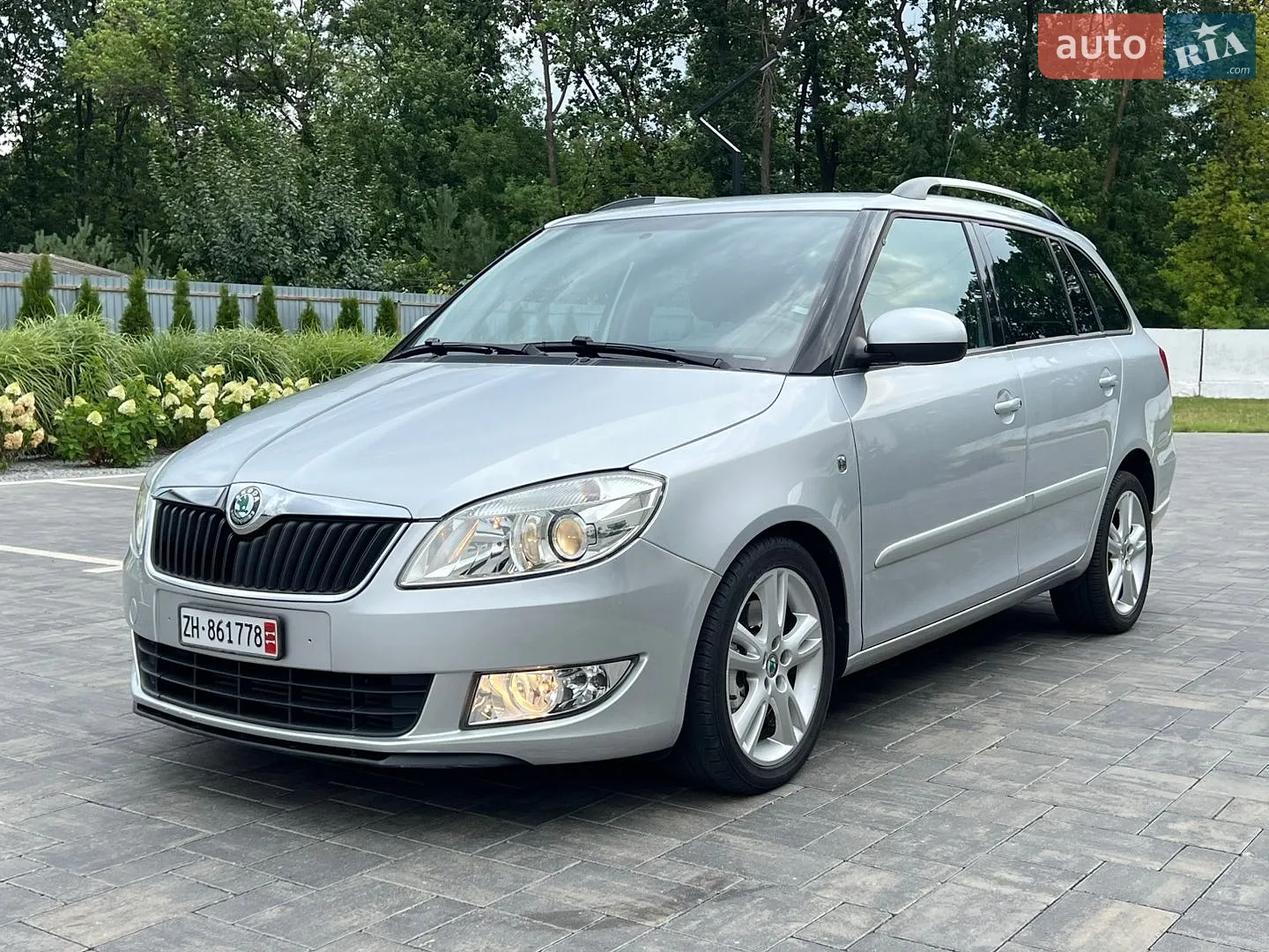 2010 Skoda Fabia - мініатюра 22