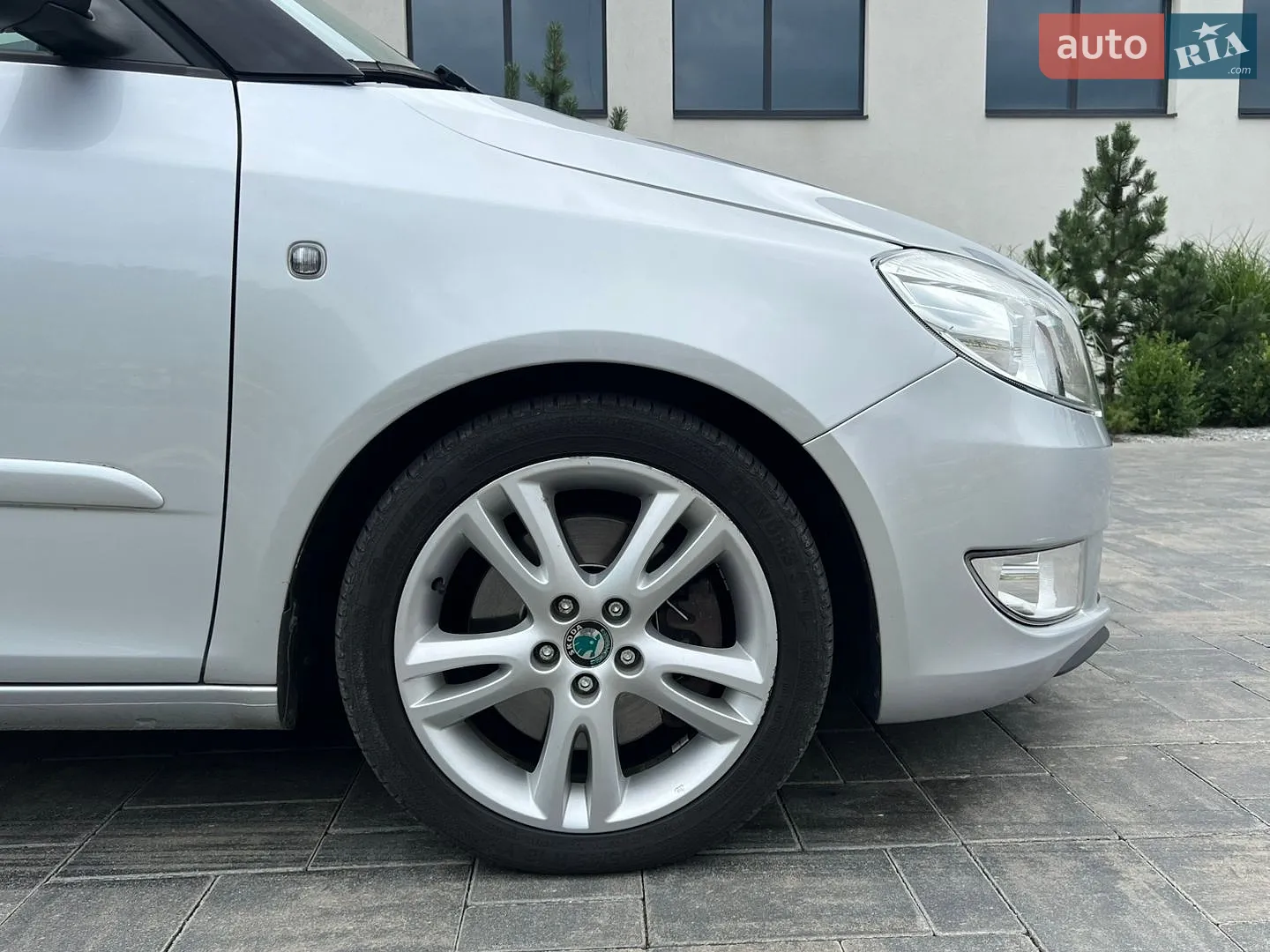 2010 Skoda Fabia - мініатюра 31