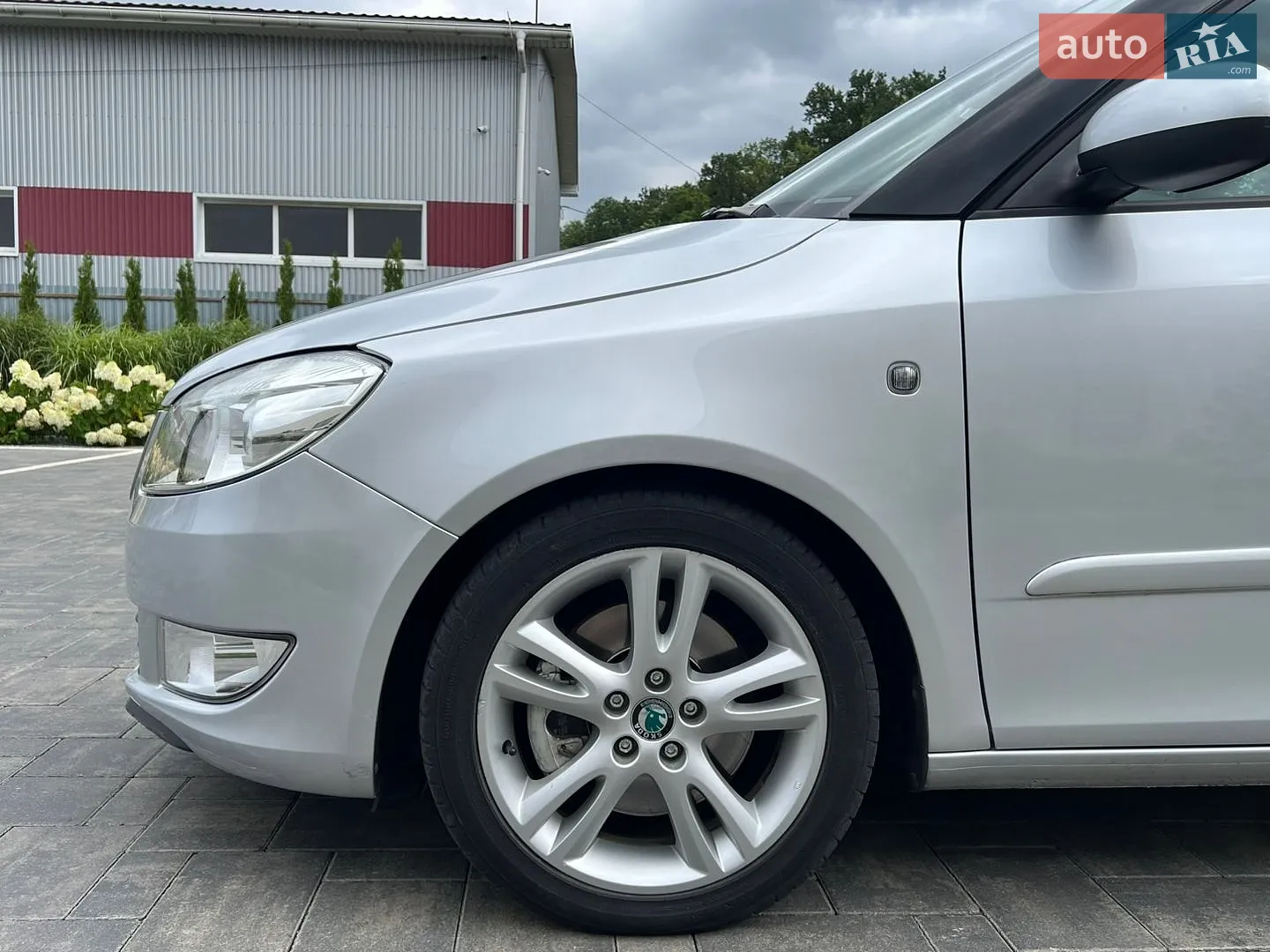 2010 Skoda Fabia - мініатюра 47