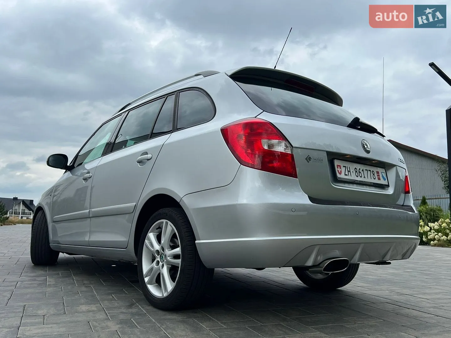 2010 Skoda Fabia - мініатюра 164