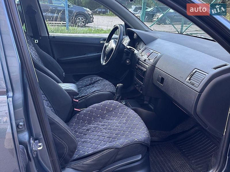 Универсал Skoda Fabia 2006 в Харькове