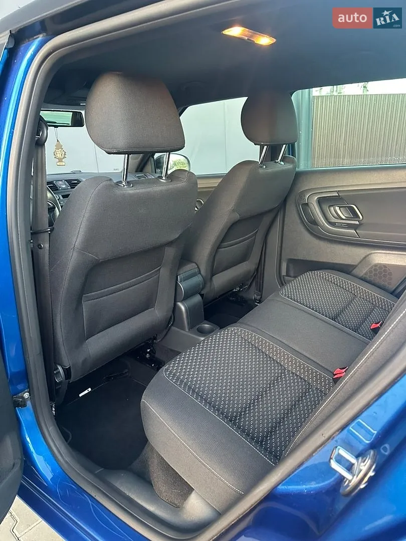2014 Skoda Fabia - мініатюра 24