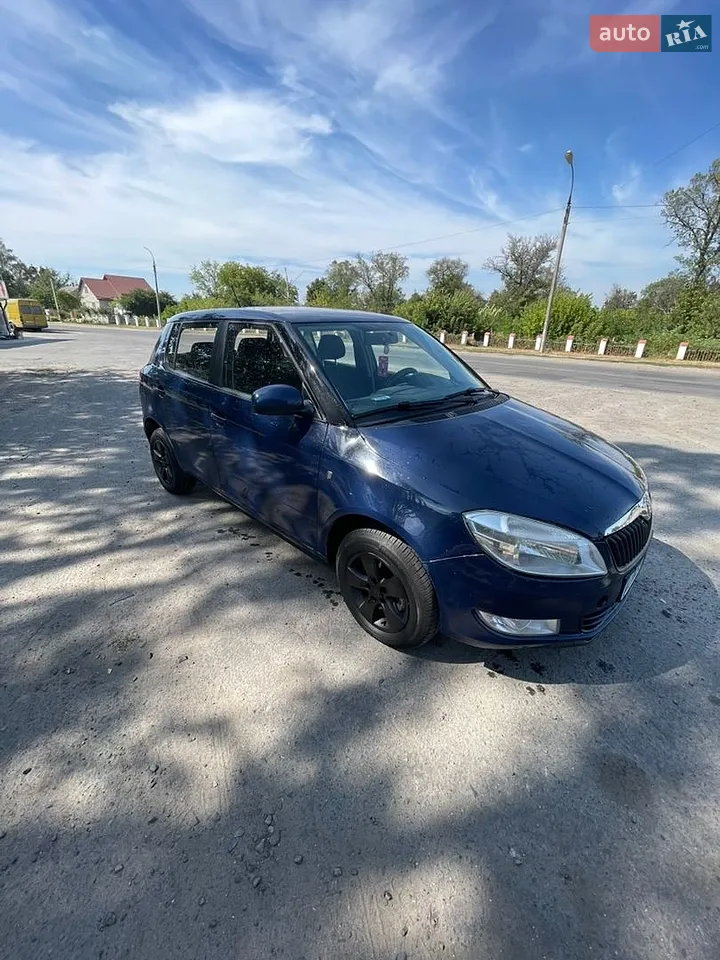 2013 Skoda Fabia - мініатюра 21