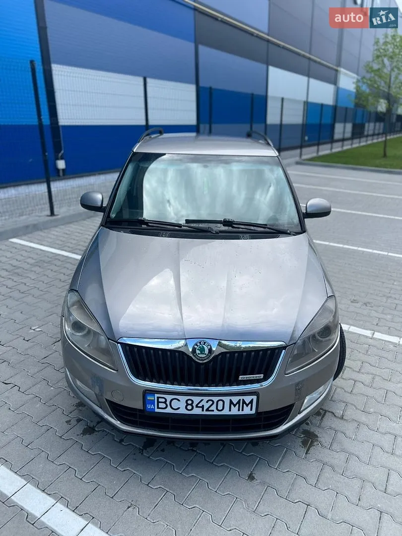 2011 Skoda Fabia - мініатюра 25