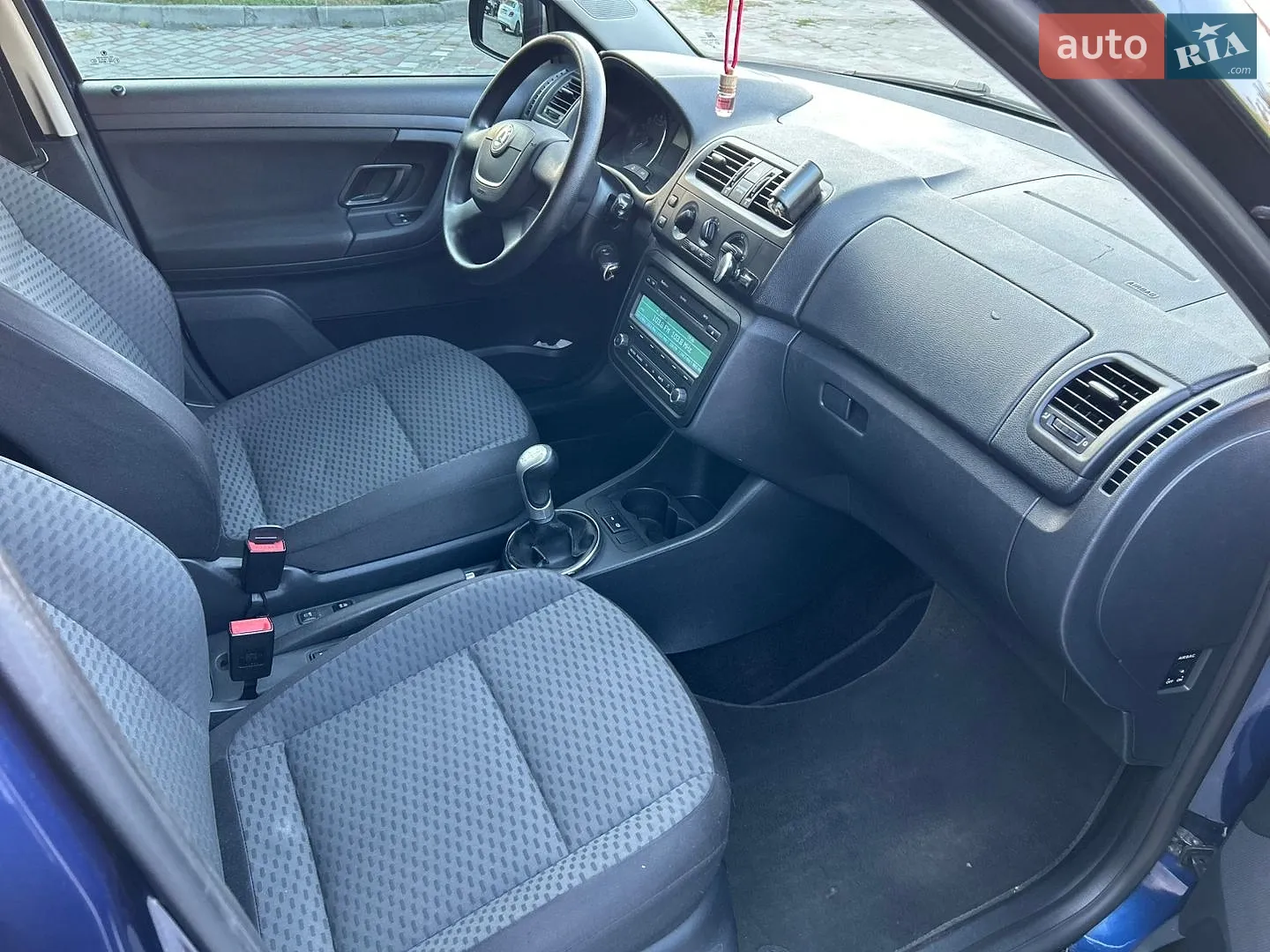 2010 Skoda Fabia - мініатюра 9