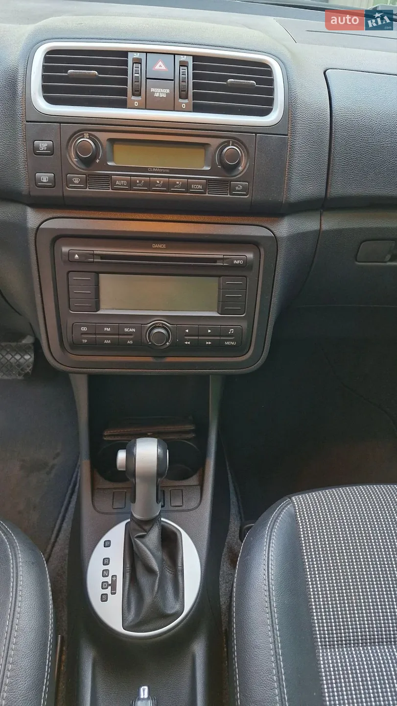 2010 Skoda Fabia - мініатюра 19