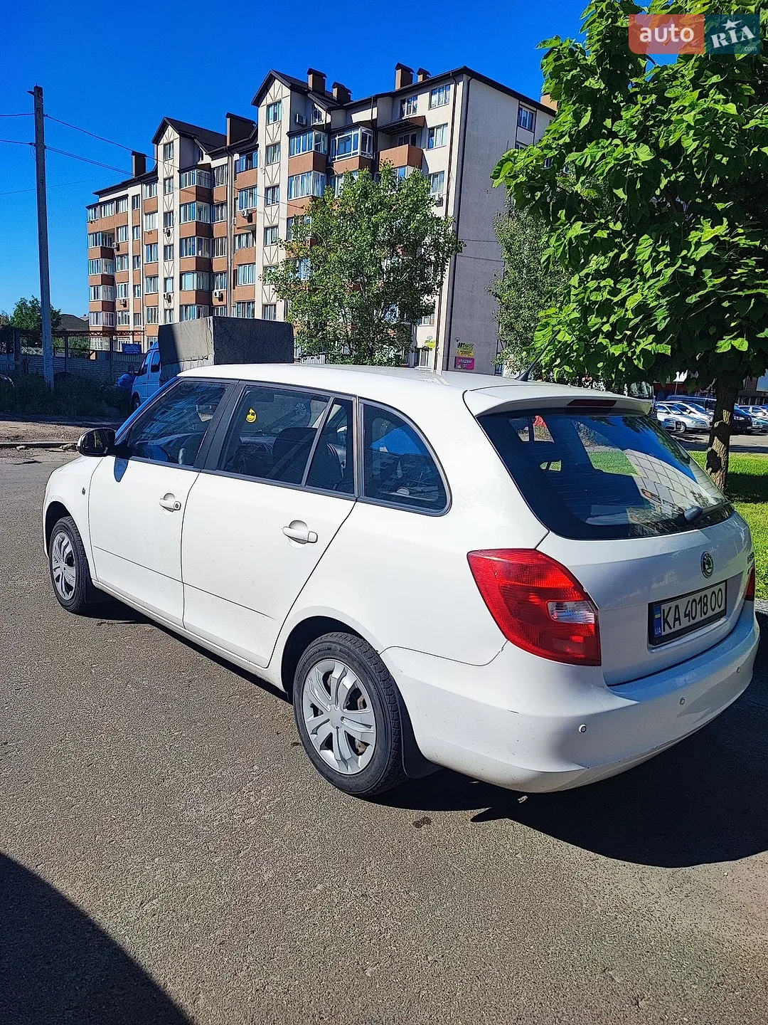 2011 Skoda Fabia - мініатюра 6