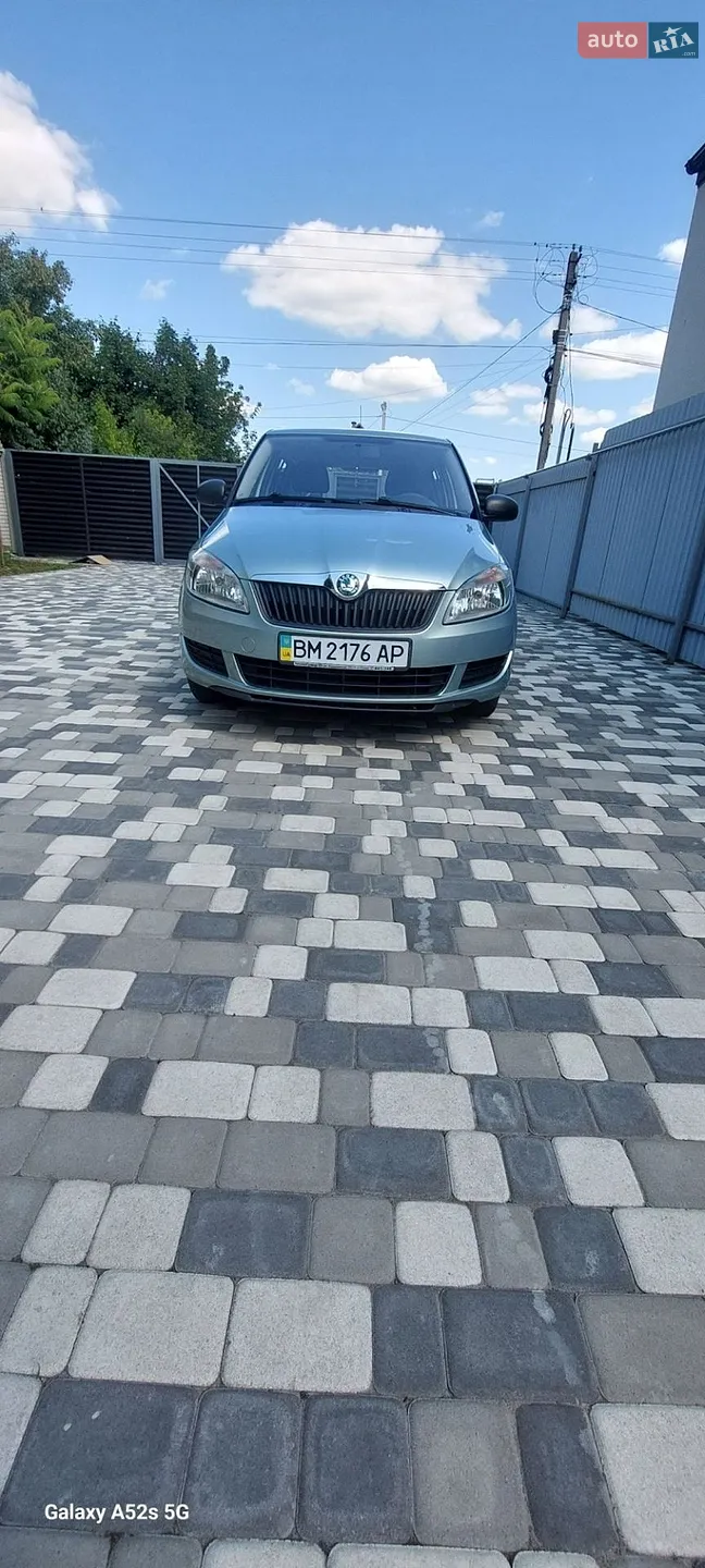 2010 Skoda Fabia - фото 1