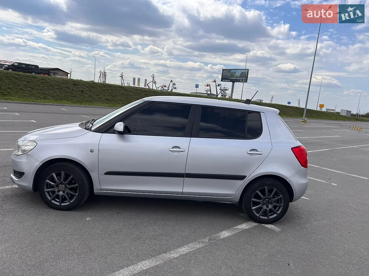 2011 Skoda Fabia - мініатюра 28