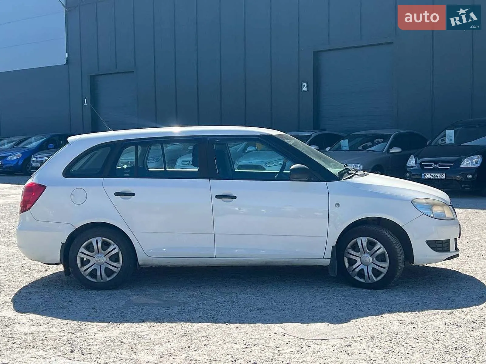 2011 Skoda Fabia - мініатюра 10