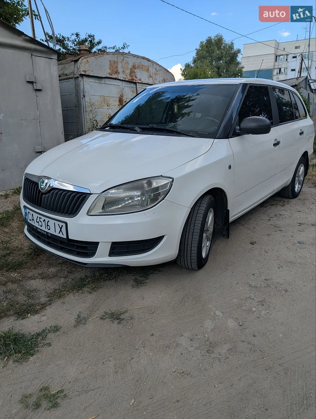 2010 Skoda Fabia - мініатюра 3