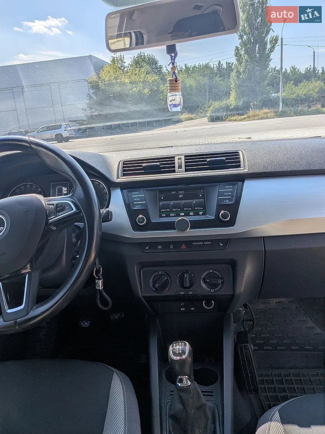 2017 Mercedes-Benz GLE - мініатюра 18