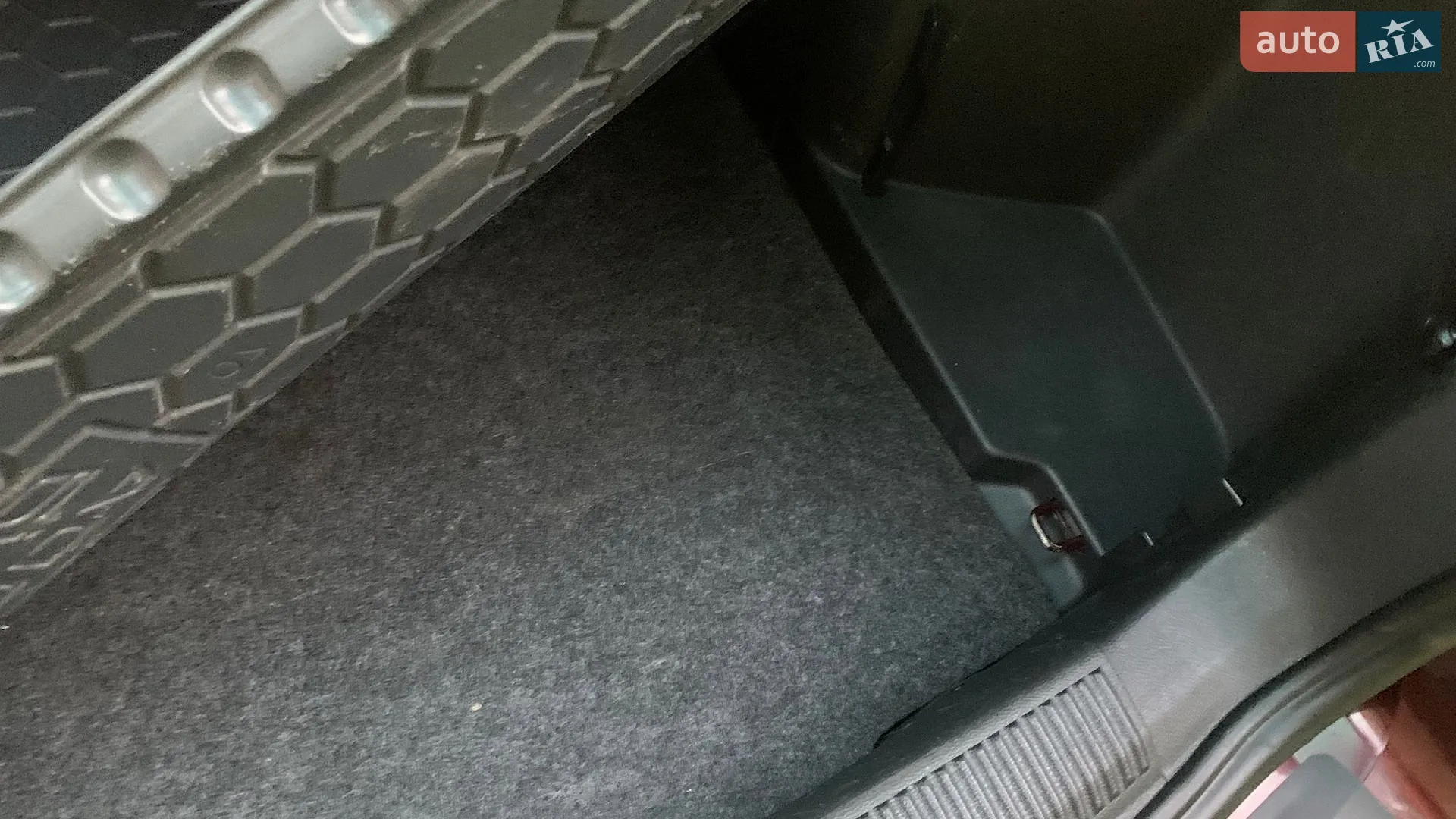 2011 Skoda Fabia - мініатюра 11