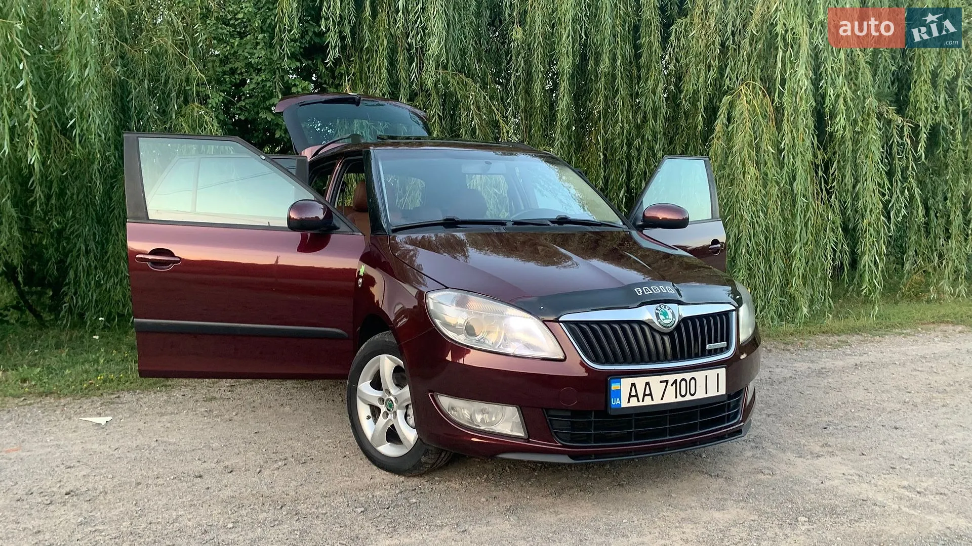 2011 Skoda Fabia - мініатюра 15