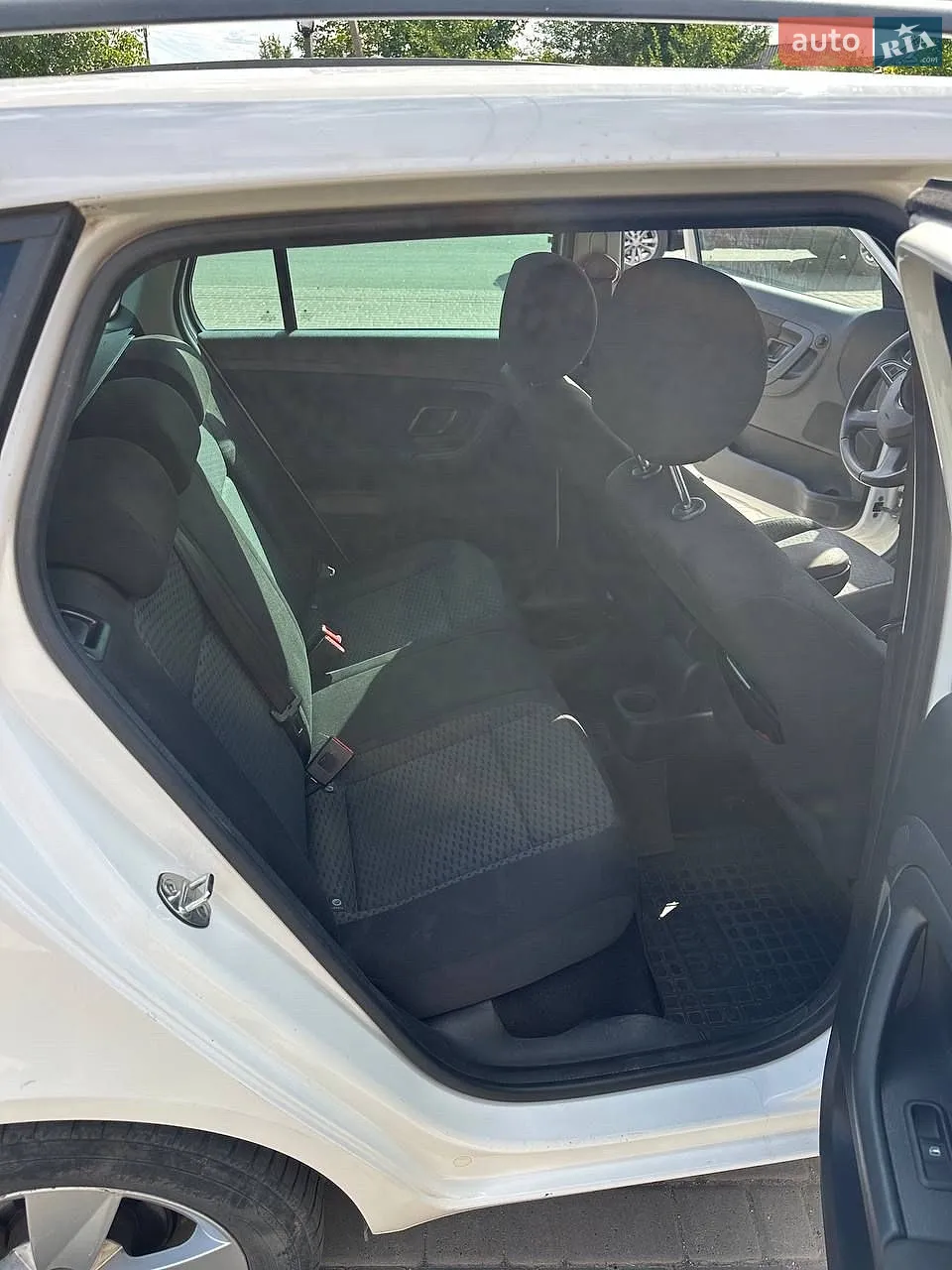 2013 Skoda Fabia - мініатюра 11