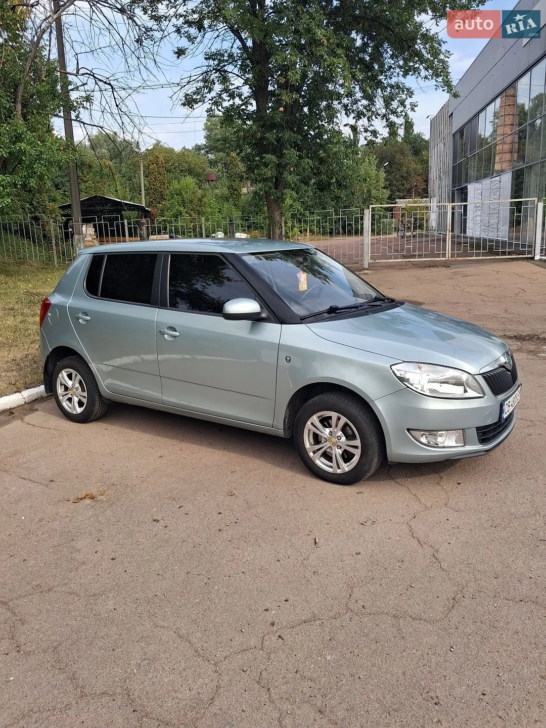 2011 Skoda Fabia - мініатюра 5