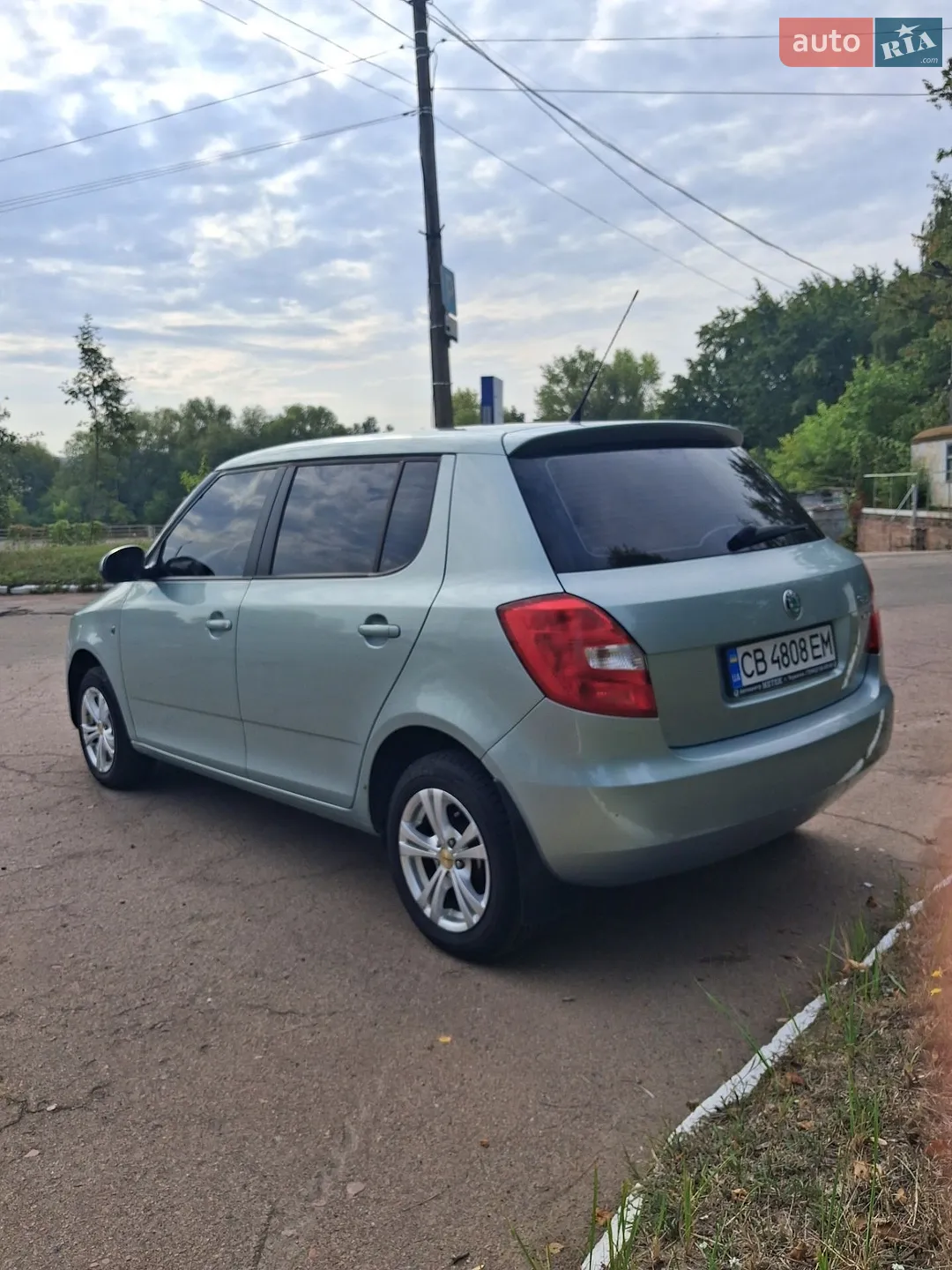 2011 Skoda Fabia - мініатюра 7