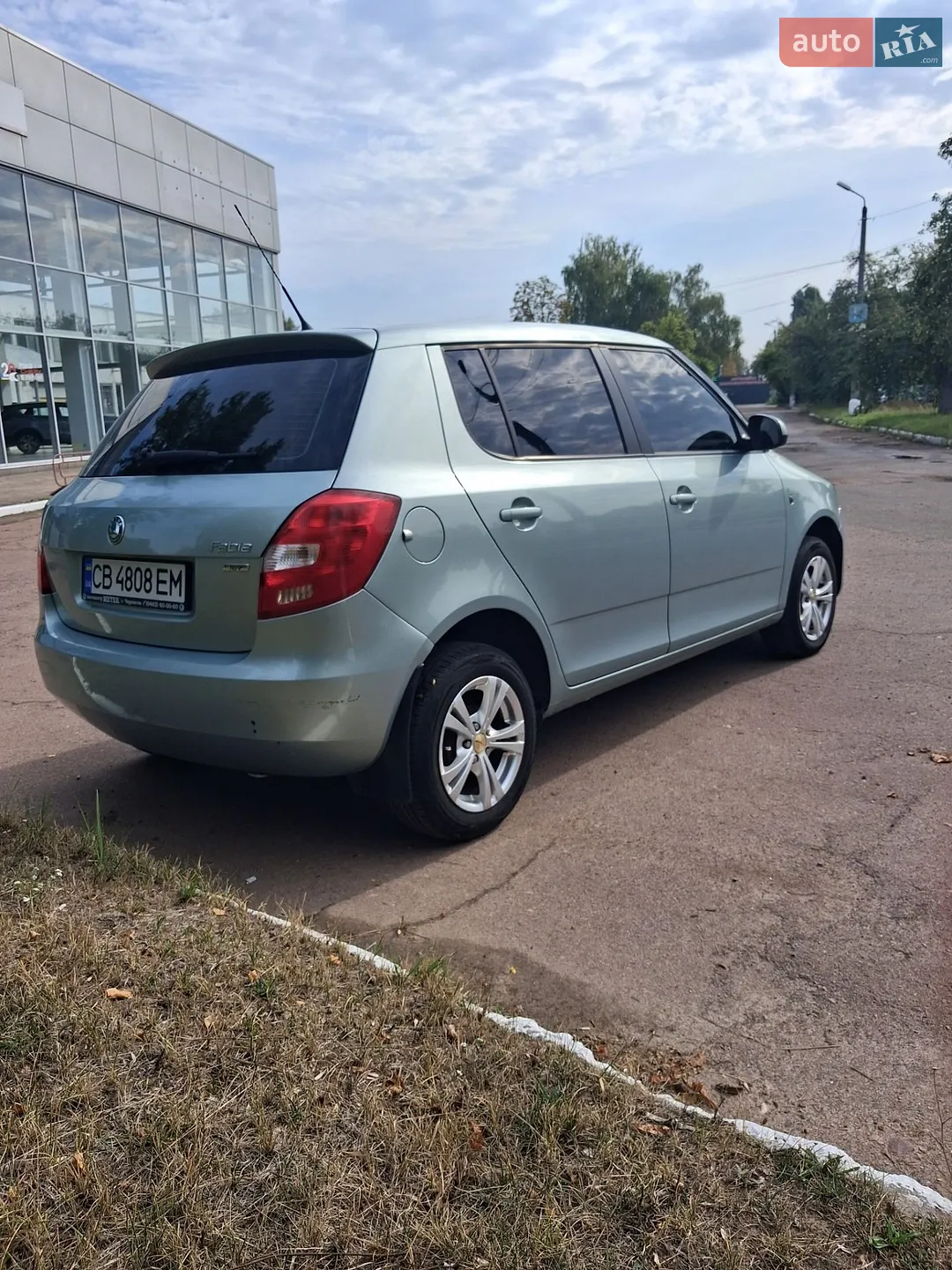 2011 Skoda Fabia - мініатюра 6