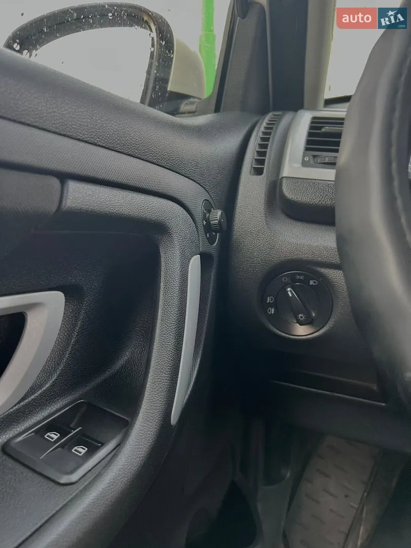 2010 Skoda Fabia - мініатюра 17