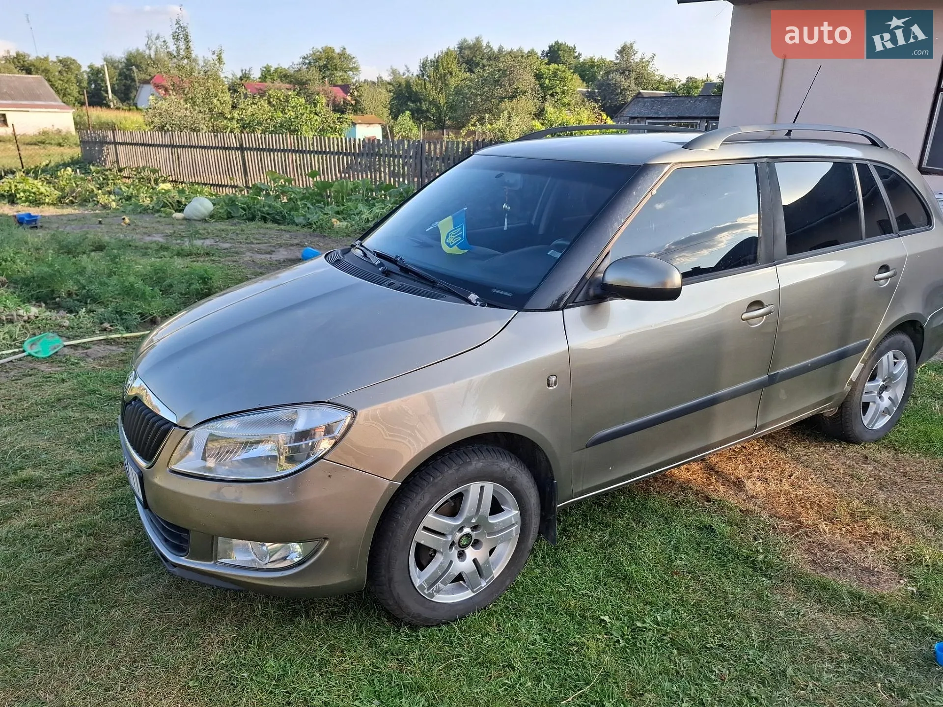 2010 Skoda Fabia - мініатюра 4