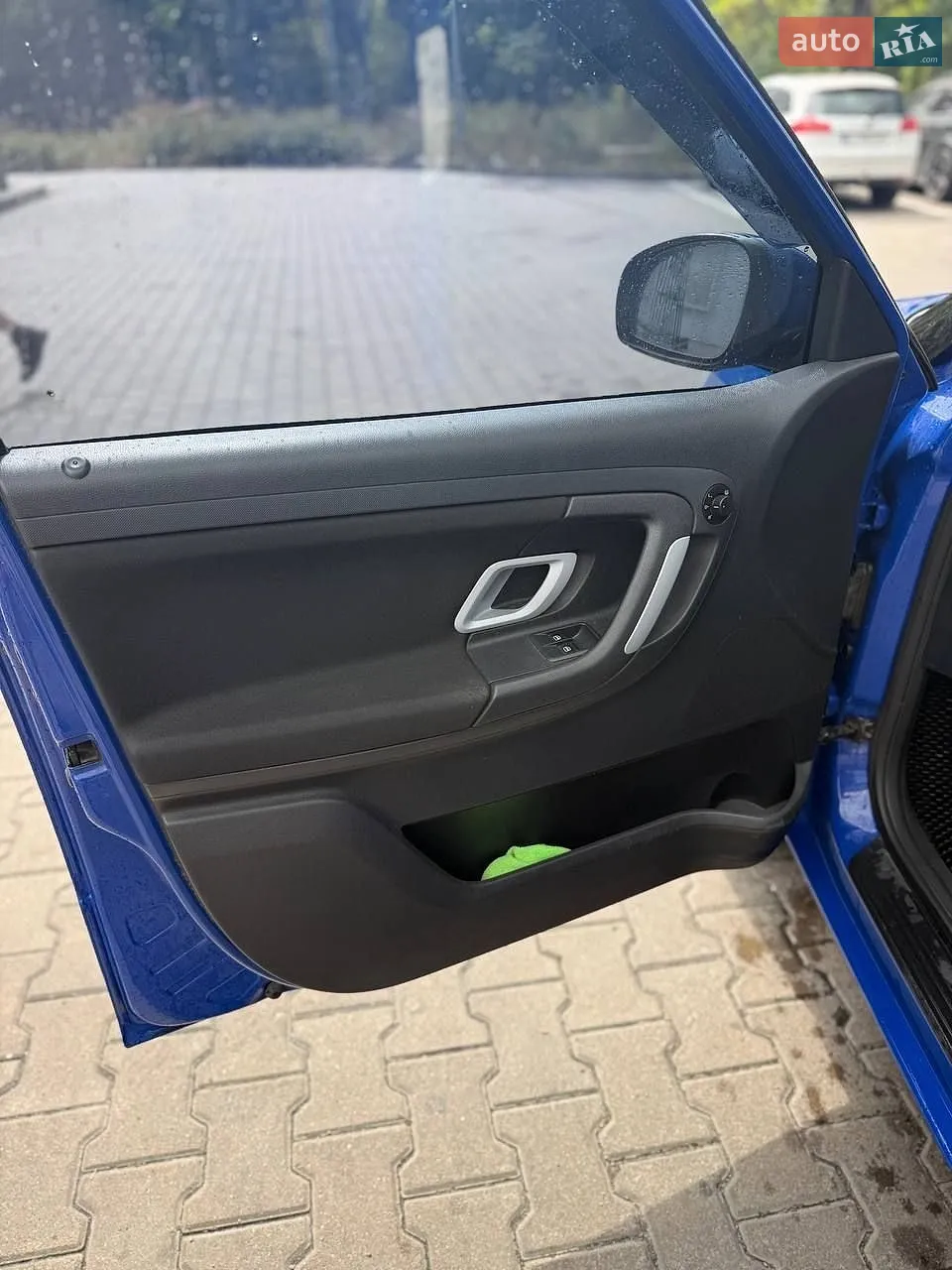 2010 Skoda Fabia - мініатюра 13