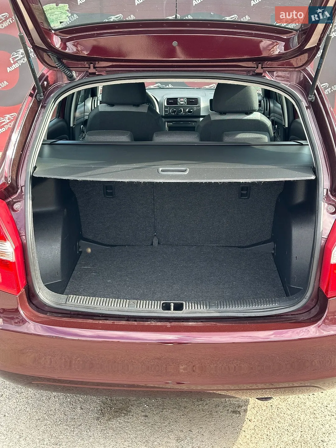 2010 Skoda Fabia - мініатюра 13