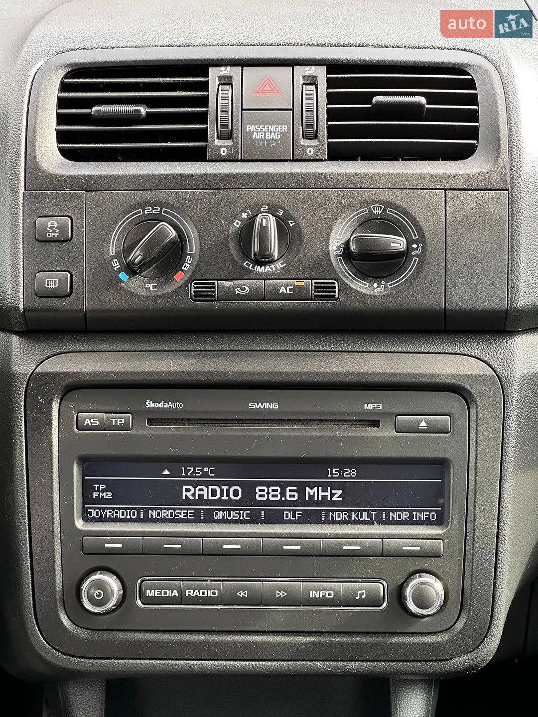 2010 Skoda Fabia - мініатюра 20