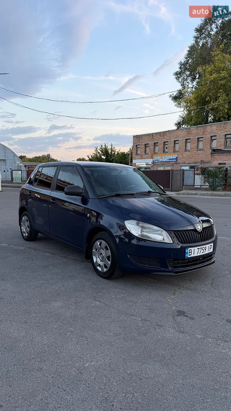 2014 Skoda Fabia - мініатюра 5
