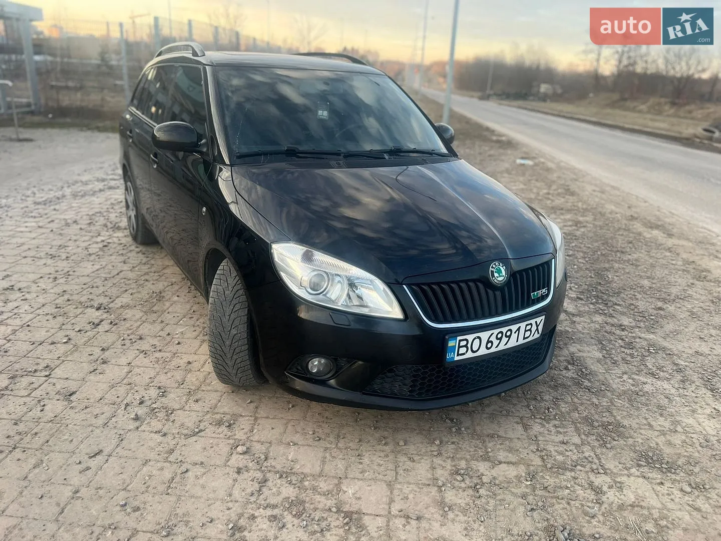2011 Skoda Fabia - мініатюра 3