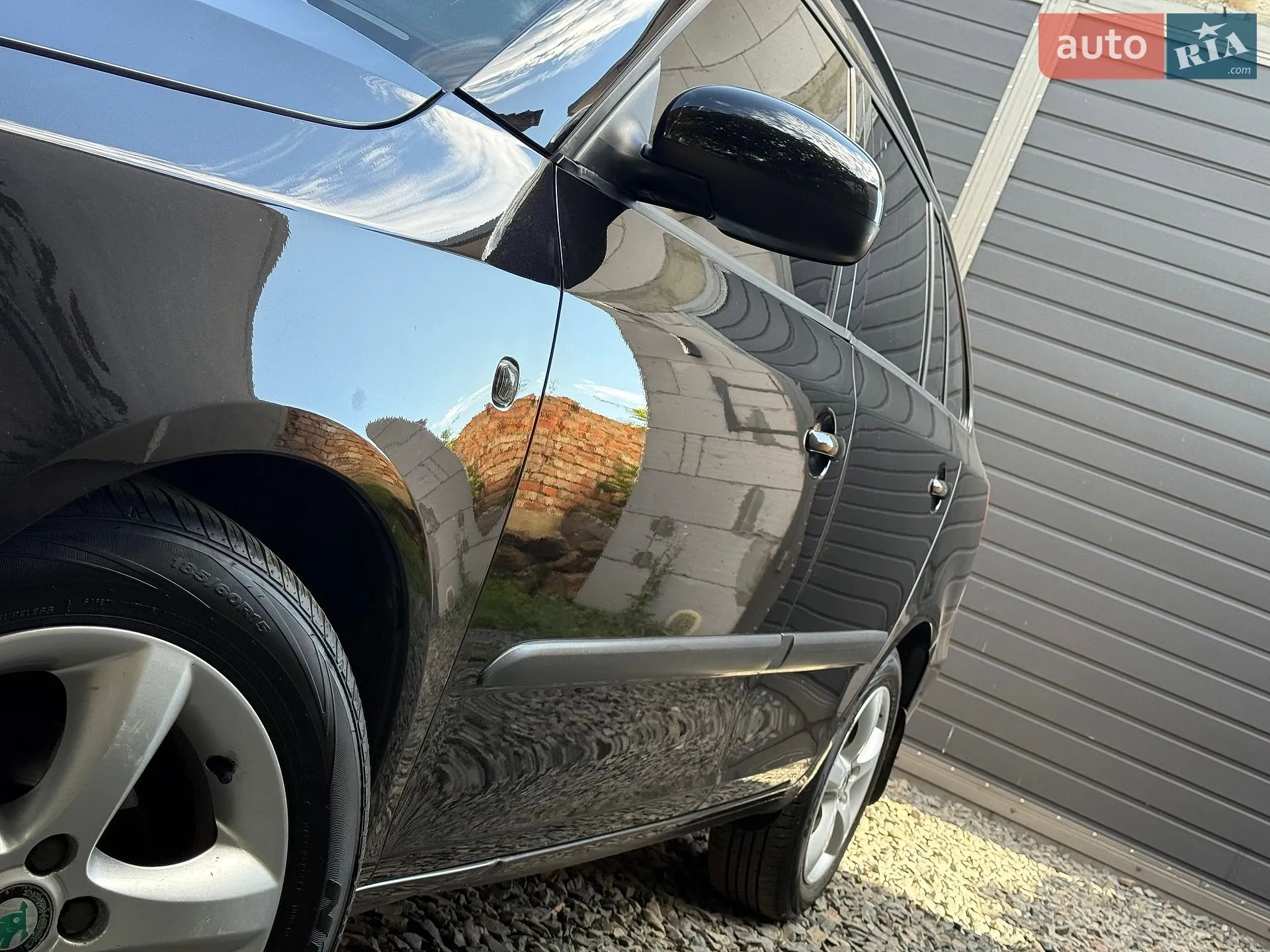 2010 Skoda Fabia - мініатюра 5
