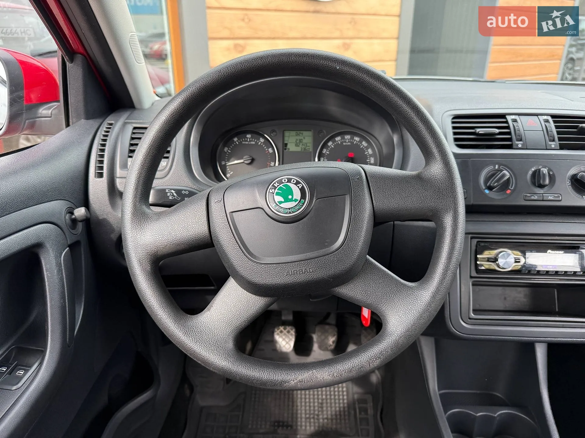 2012 Skoda Fabia - мініатюра 16