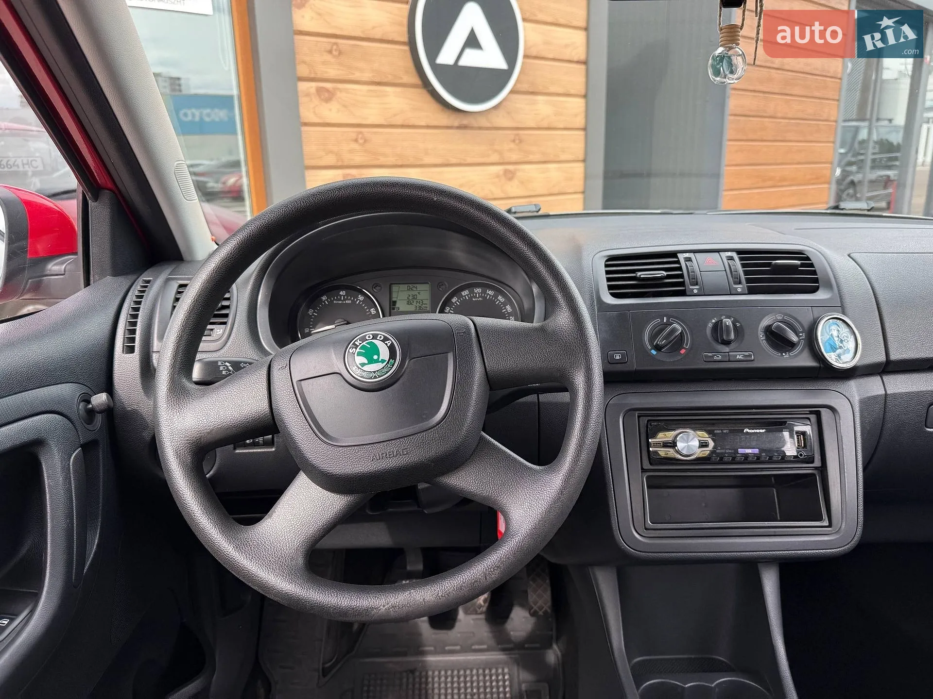 2012 Skoda Fabia - мініатюра 15