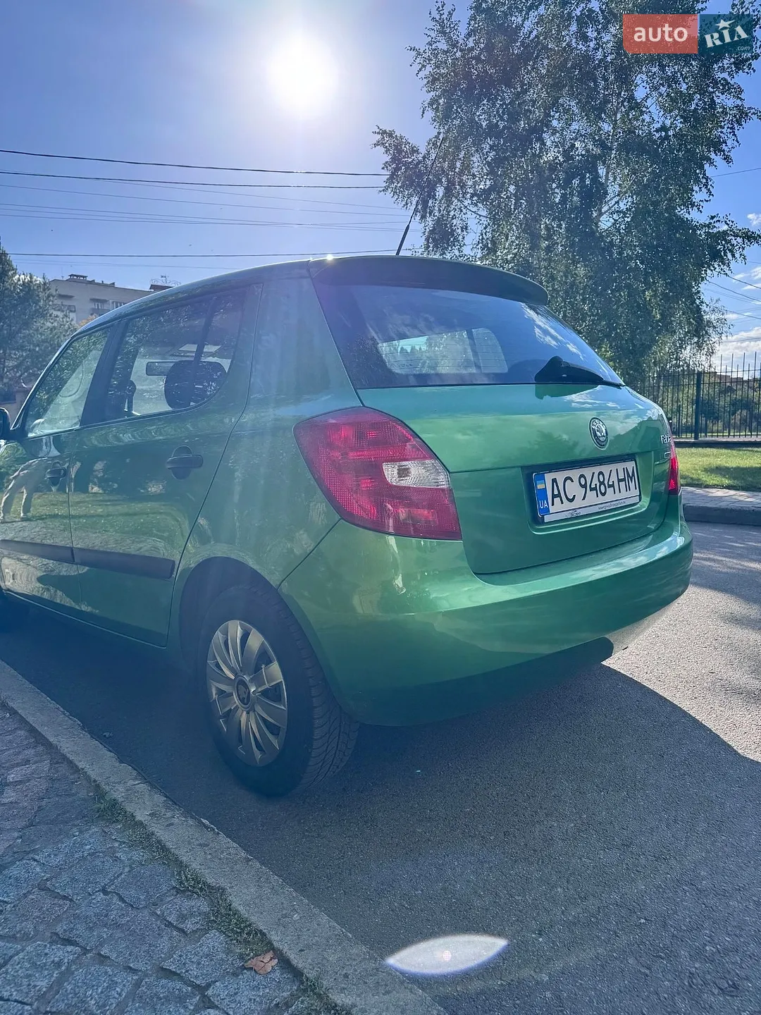 2011 Skoda Fabia - мініатюра 16