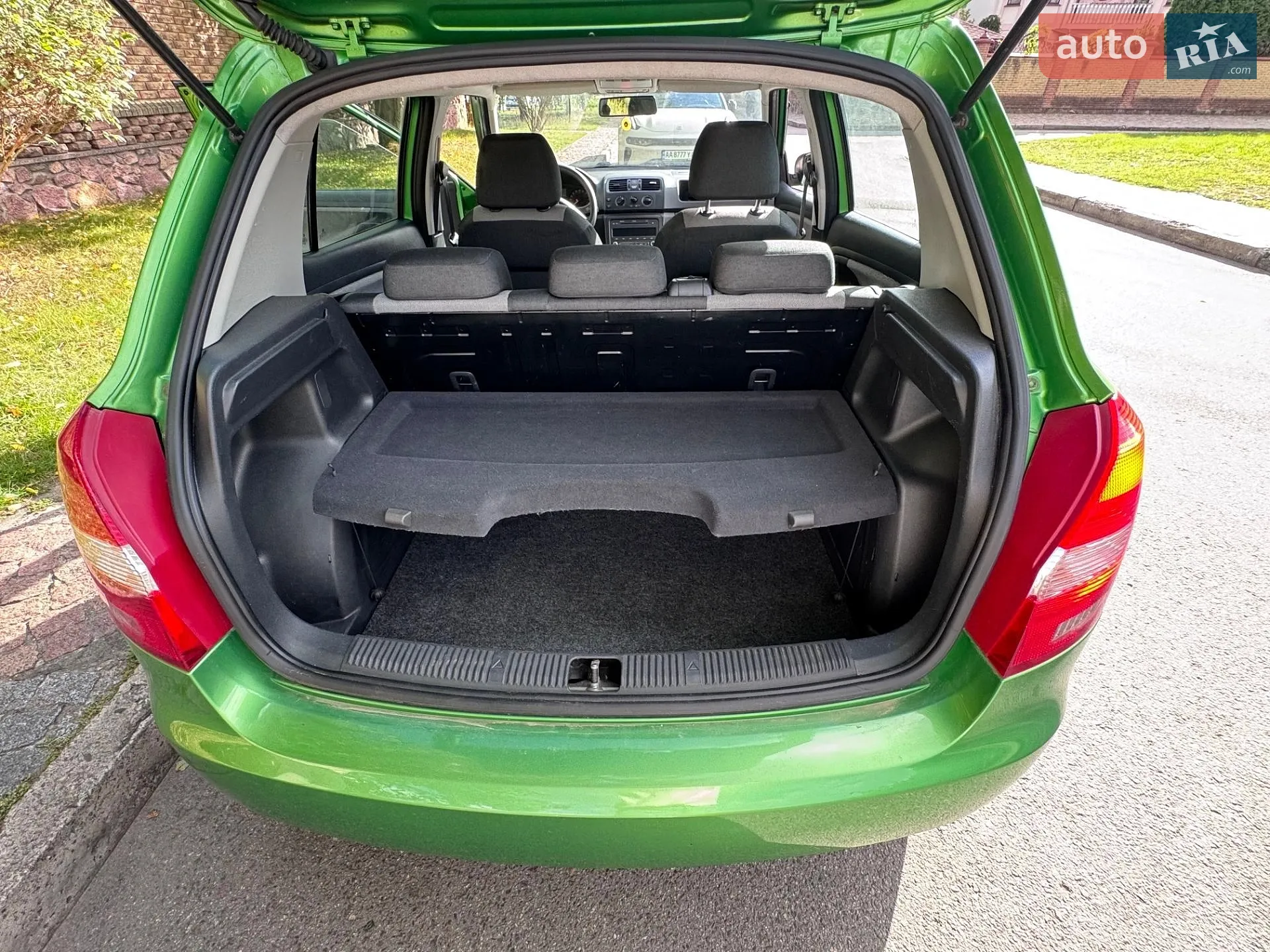 2011 Skoda Fabia - мініатюра 20