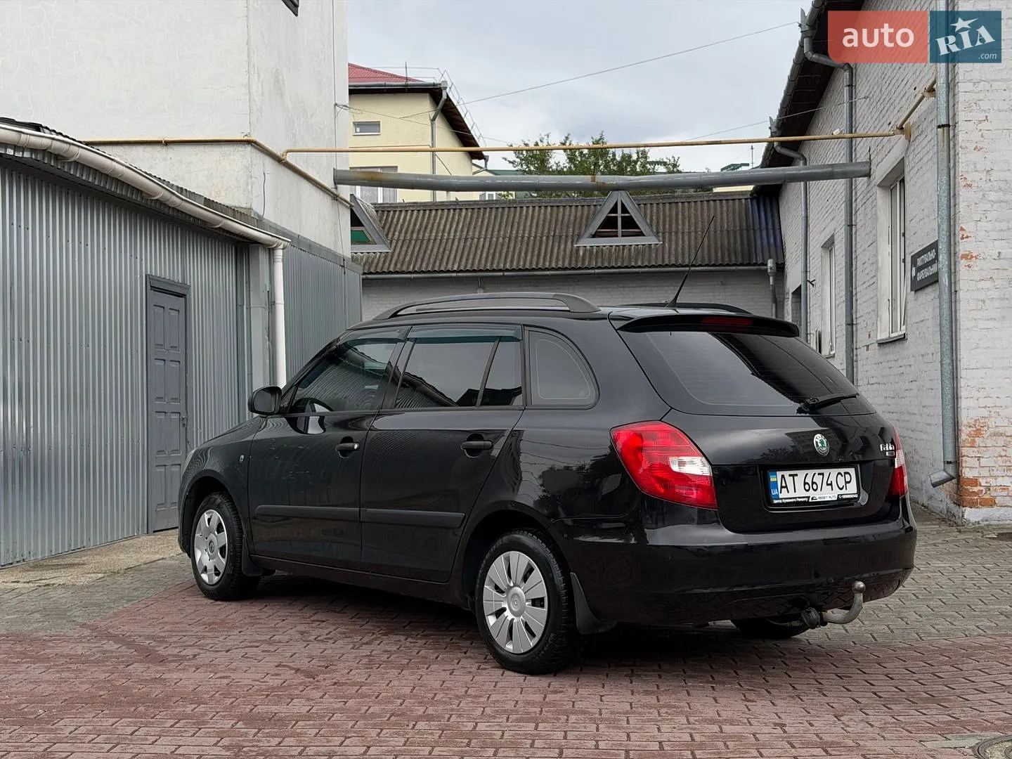 2011 Skoda Fabia - мініатюра 6