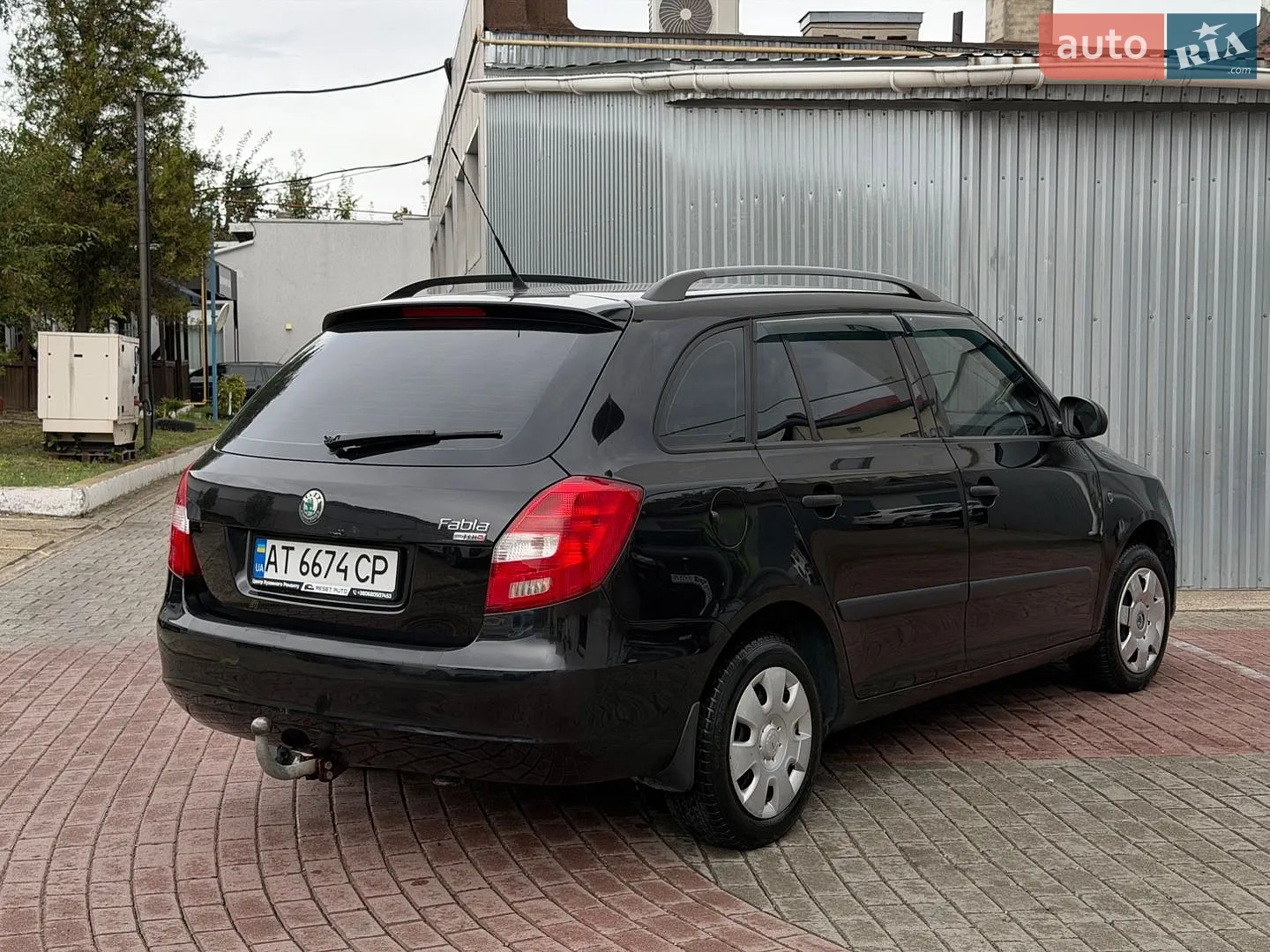 2011 Skoda Fabia - мініатюра 8