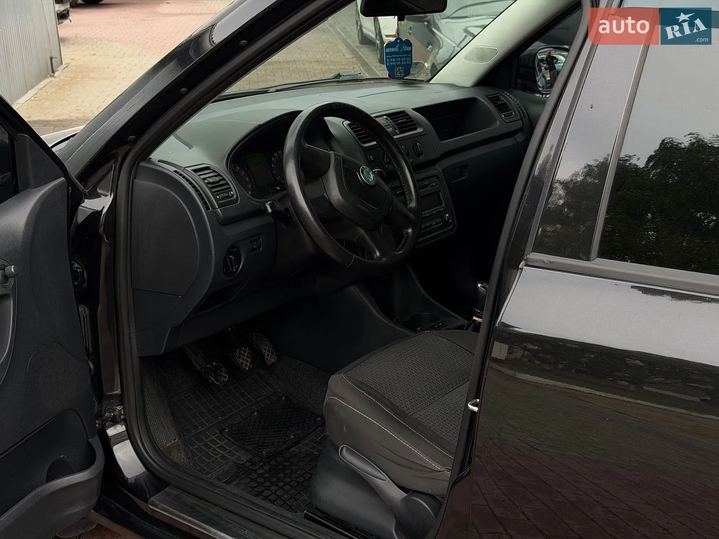 2011 Skoda Fabia - мініатюра 14