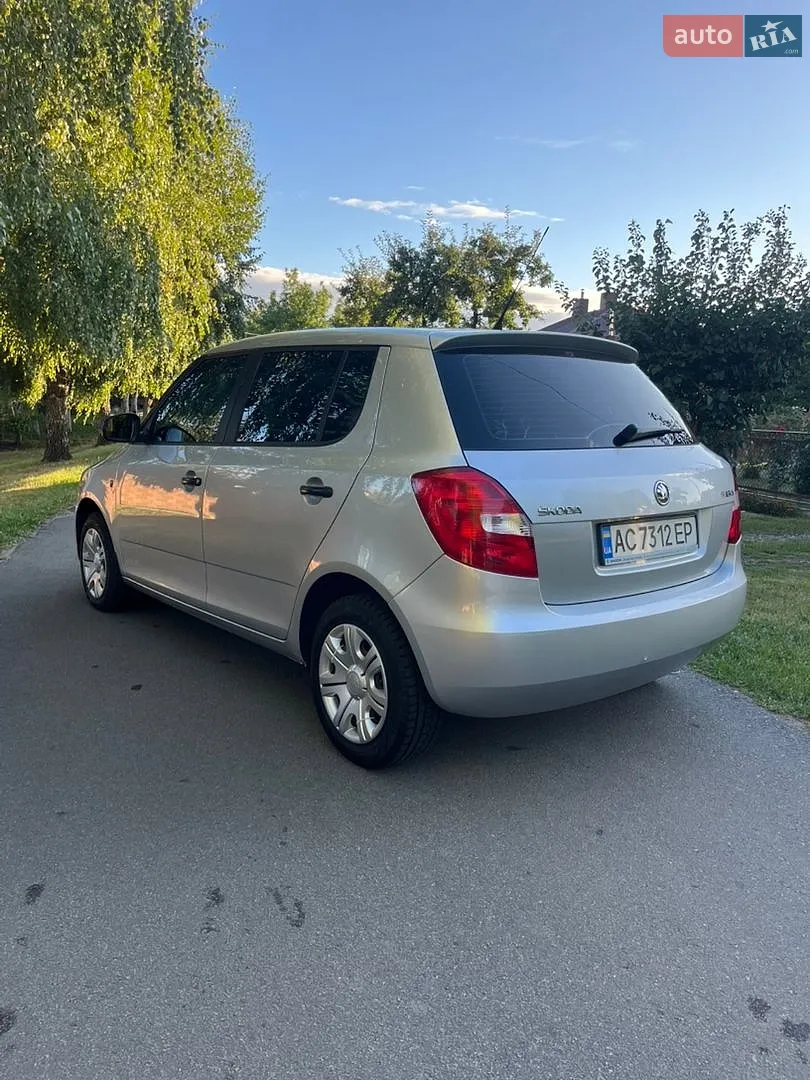 2014 Skoda Fabia - мініатюра 8