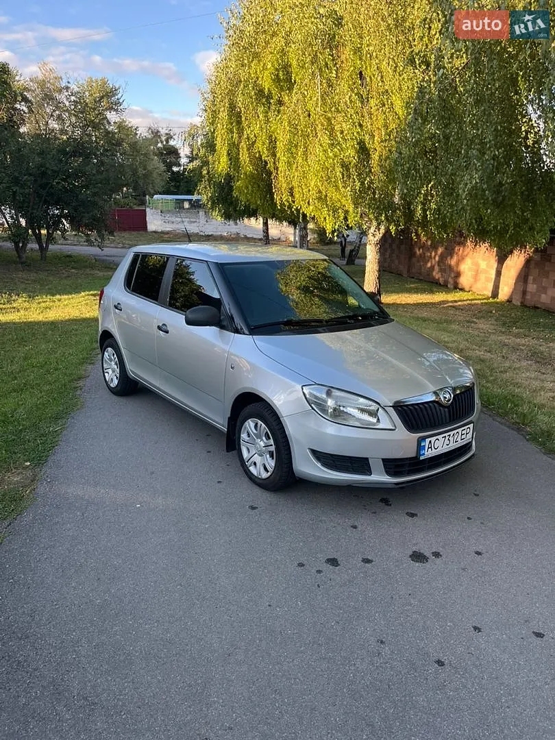2014 Skoda Fabia - мініатюра 23