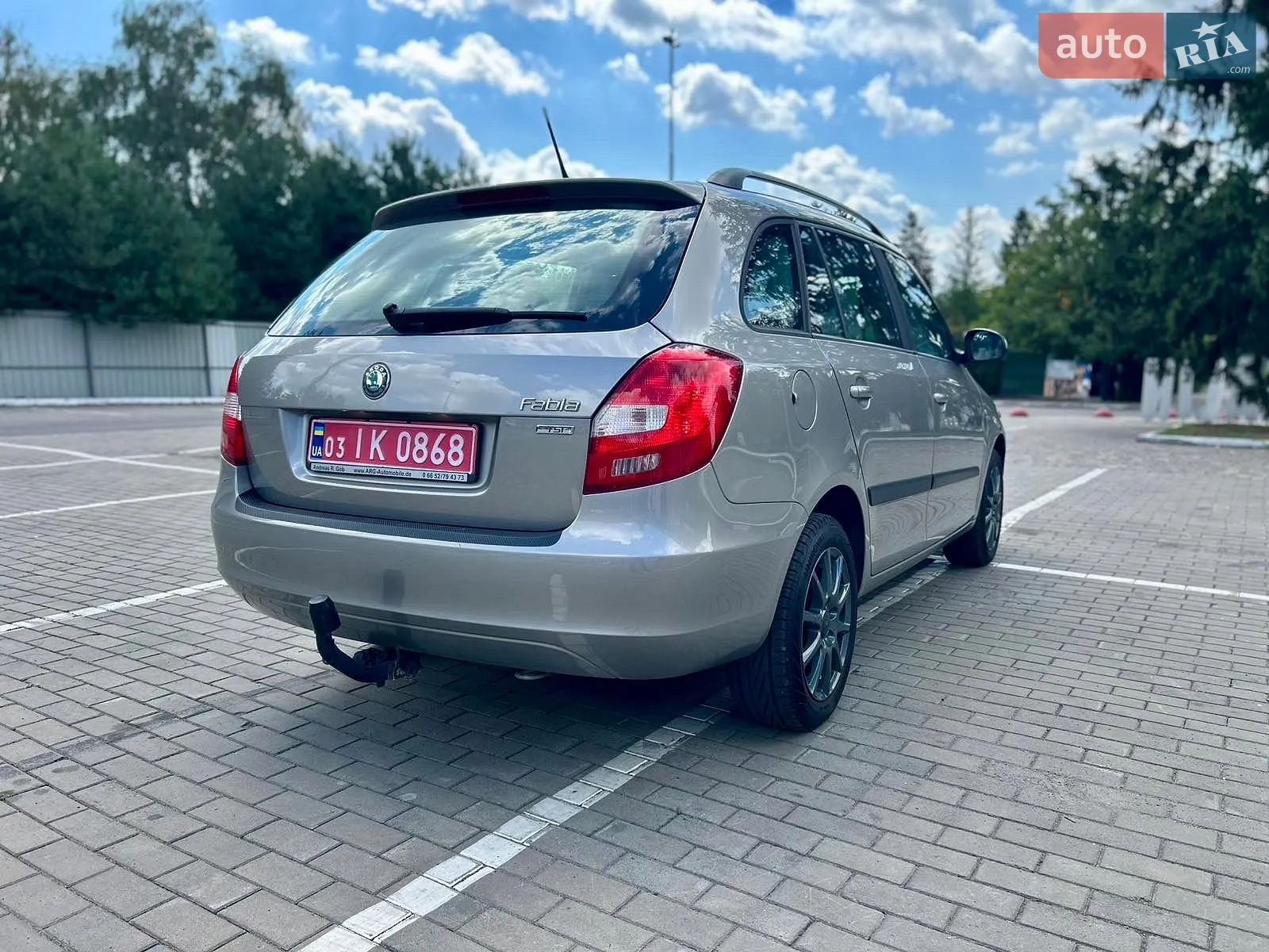 2011 Skoda Fabia - мініатюра 6
