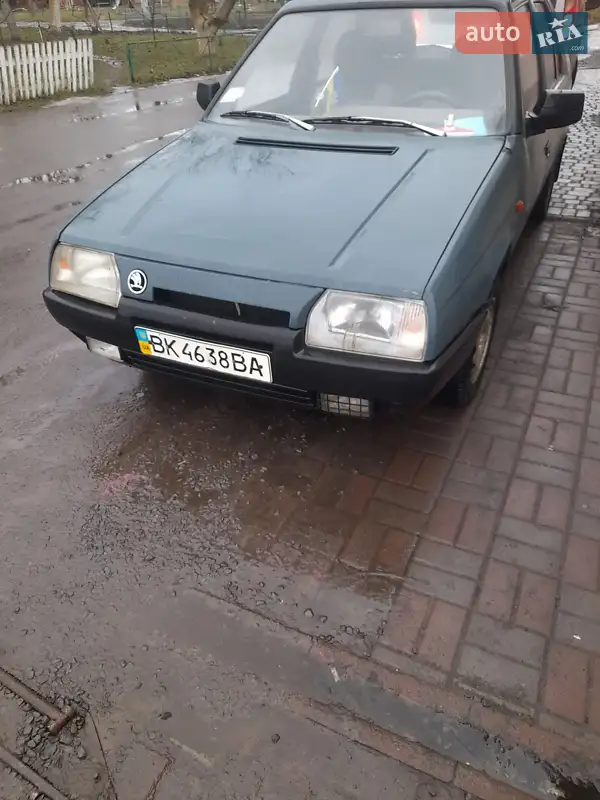Skoda Favorit