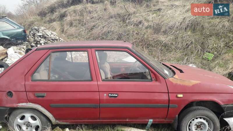 Хетчбек Skoda Favorit 1993 в Львові